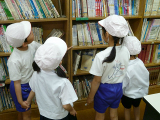2015学校探検①.jpg