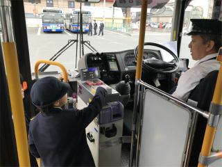 １年生 バス学習 トピックス 小学校 聖ヨゼフ学園